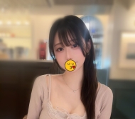 氣場強 #床上反差大 身材妖嬈 臉蛋精緻 水蛇腰很會扭 姿勢配合度高