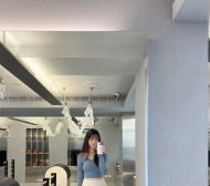 美腿又酥胸 瑜伽學員