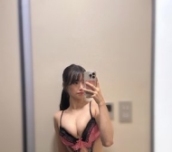 #可無套吹 號稱口技女王    一雙性感迷人的大長腿