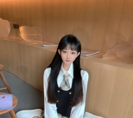 超正美腿！氣質滿分！百分百的純天然美人，