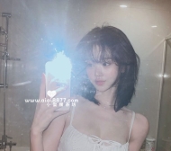 氣質清純小蠻腰正妹，白嫩肌膚 超細腰身材超犯規🔥甜美臉蛋，胸型又挺又彈，讓你一看