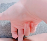 新竹護士制服：妍妍的濕潤嘴唇與診療誘惑 🎀