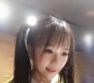 大學學生妹 看到別人下海  自己小穴癢 也想出來兼職  長得很漂亮 小學妹 是最近新妹