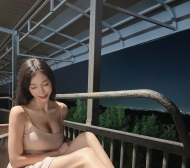 輕熟女誘惑丨E奶視覺丨服裝絲襪控丨極致淫蕩丨超大尺度丨技術流服侍