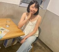 子瑜 157.C.45.27歲 俏麗可愛嫩妻，