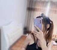 甜美可愛 騷度破表 骨感美女 皮膚雪白