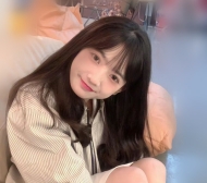 小可愛 153.B+奶.19歲.42kg 鄰家妹妹臉蛋比較  蘿莉 清純而迷人