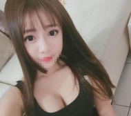 泡泡 157cm  E   22歲 超正學生 奶大腰細 外貌優