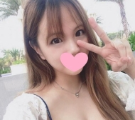 彩兒  164cm.48kg.E.23歲 乾淨粉嫩的小穴穴 特別的敏感被舔都會抽搐